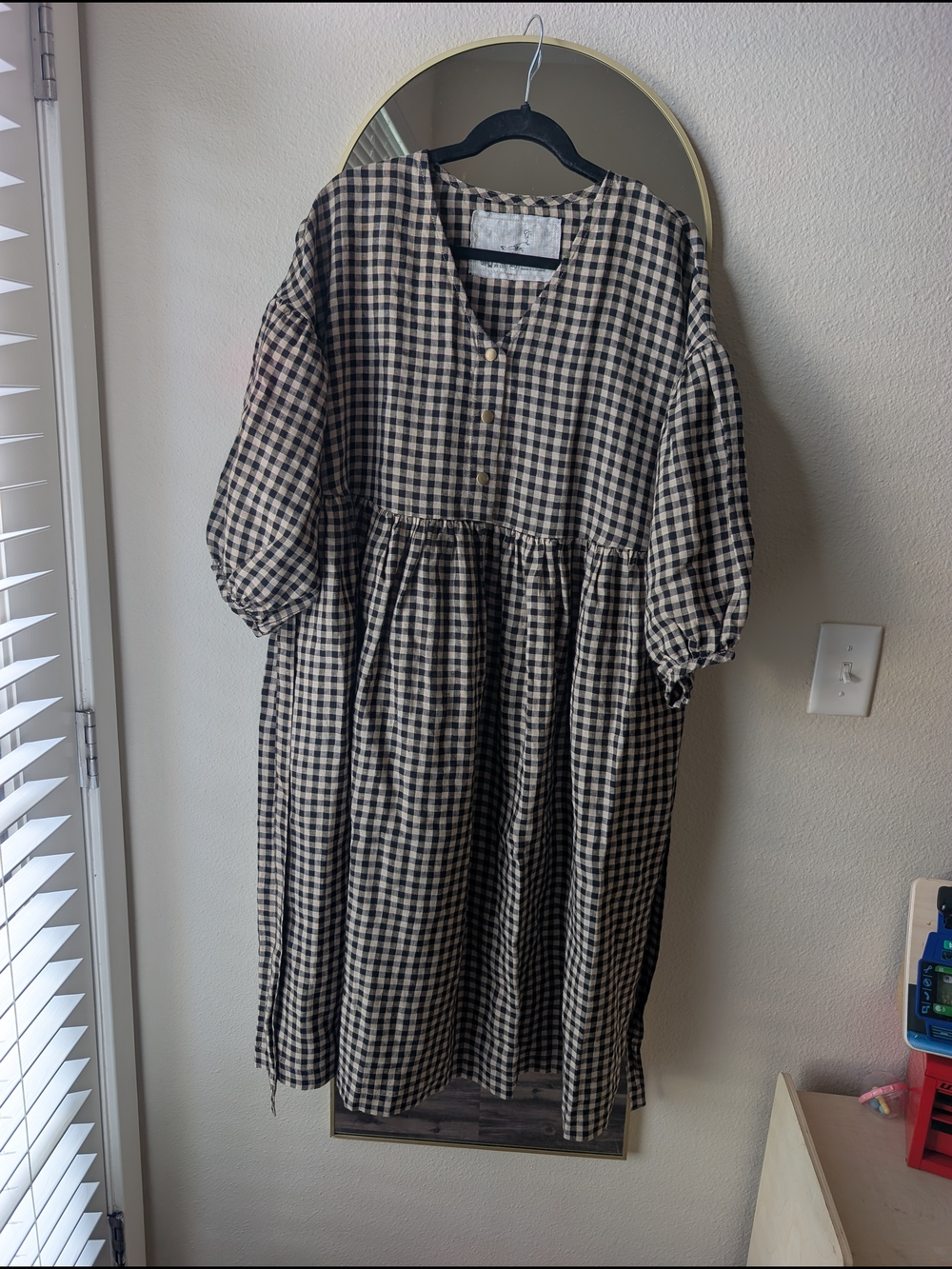 Not Perfect Linen - Montmartre Dress, Mid Sand Gingham, Size M/L - Picture 3 of 6